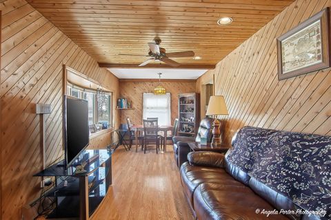 Tiny photo for 42224 N Lakeview Drive, Antioch, IL 60002 (MLS # 12567167)