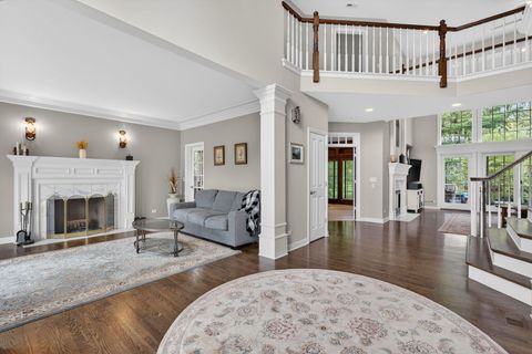 Tiny photo for 40W310 Waterford Lane, St. Charles, IL 60175 (MLS # 12636620)