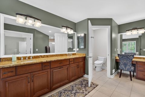 Tiny photo for 40W310 Waterford Lane, St. Charles, IL 60175 (MLS # 12636620)