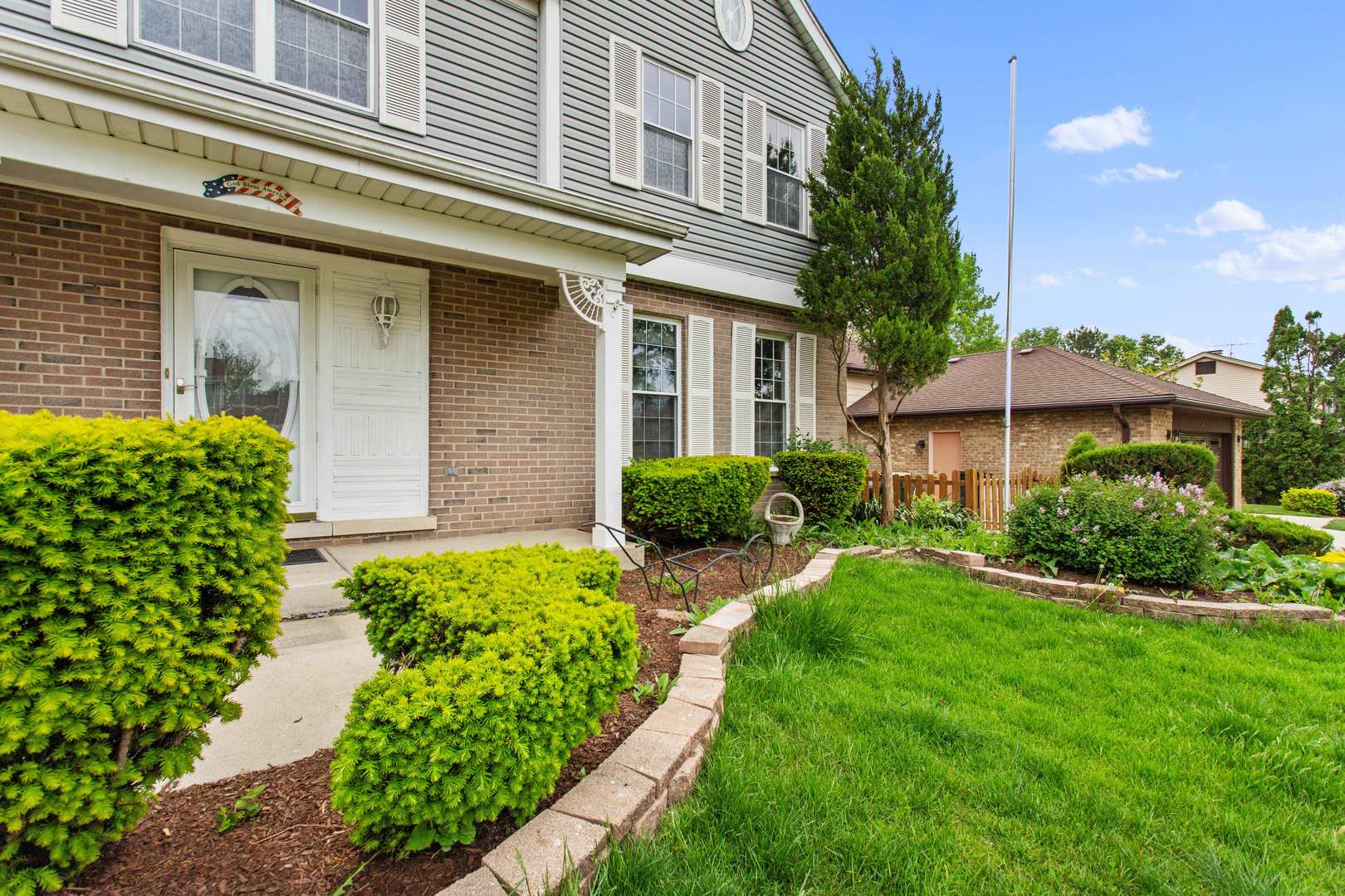 10s241 Wallace Drive