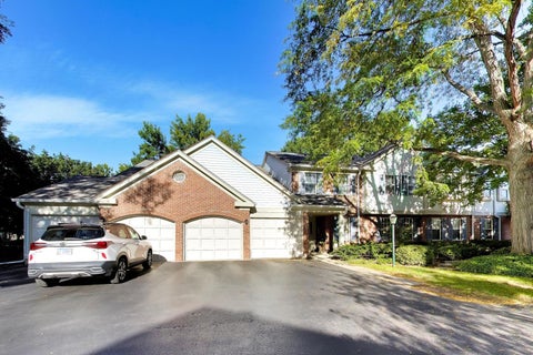 Tiny photo for 1506 Canbury Court #2A, Wheeling, IL 60090 (MLS # 12766736)