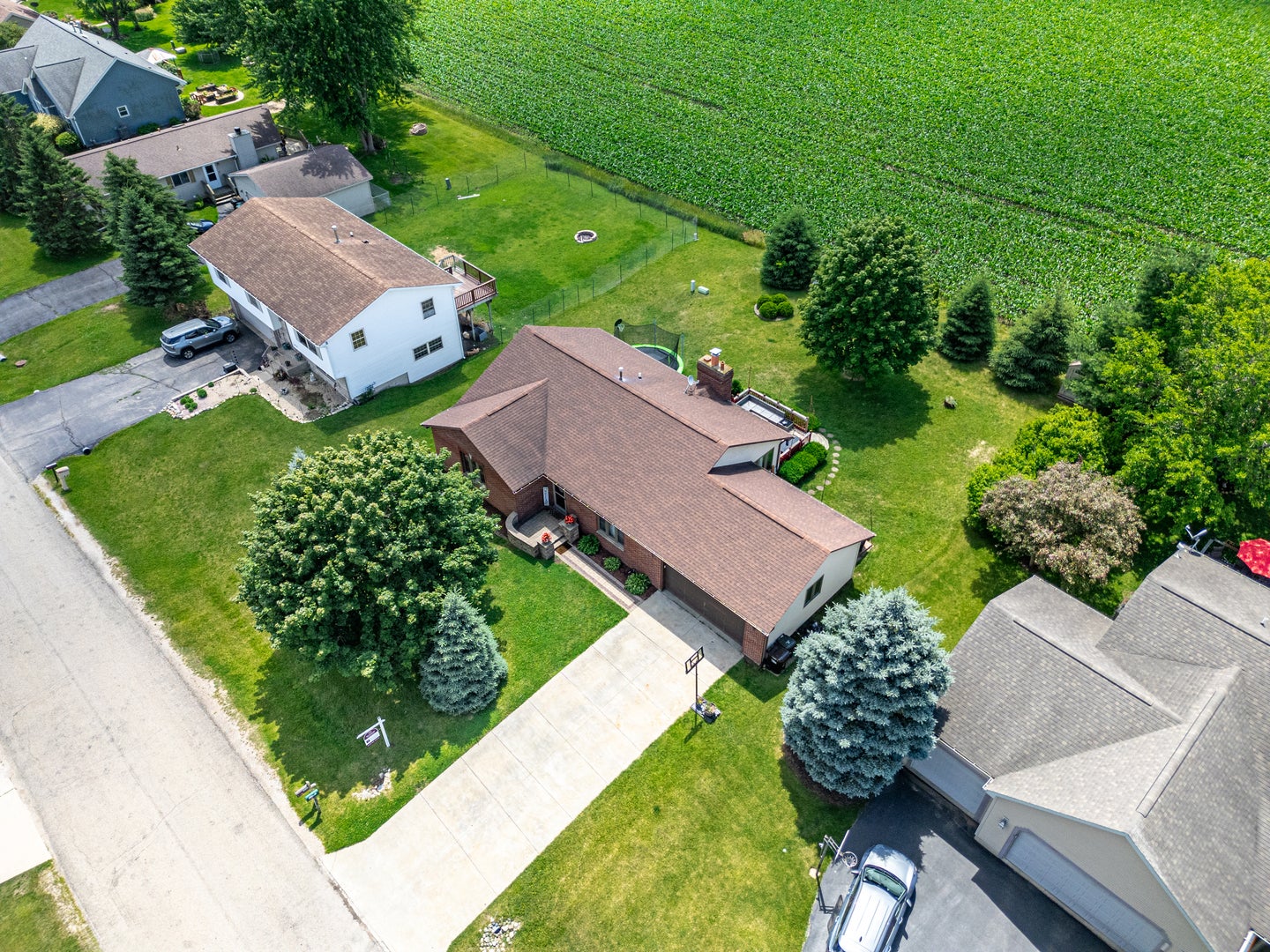 10205 Sharon Lane