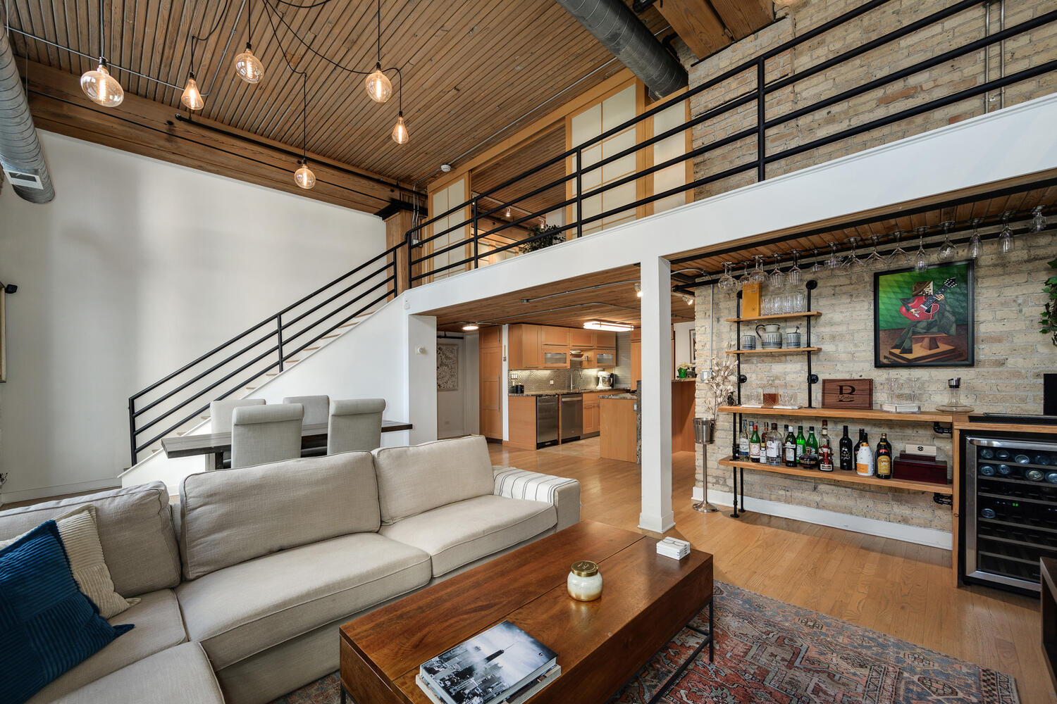 411 W ONTARIO Street 102