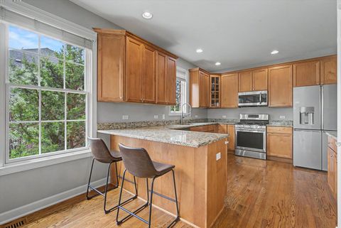 Tiny photo for 735 Woodglen Lane, Lemont, IL 60439 (MLS # 12624891)