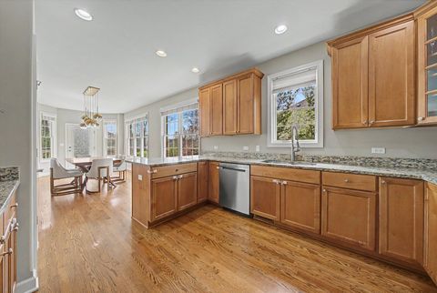 Tiny photo for 735 Woodglen Lane, Lemont, IL 60439 (MLS # 12624891)