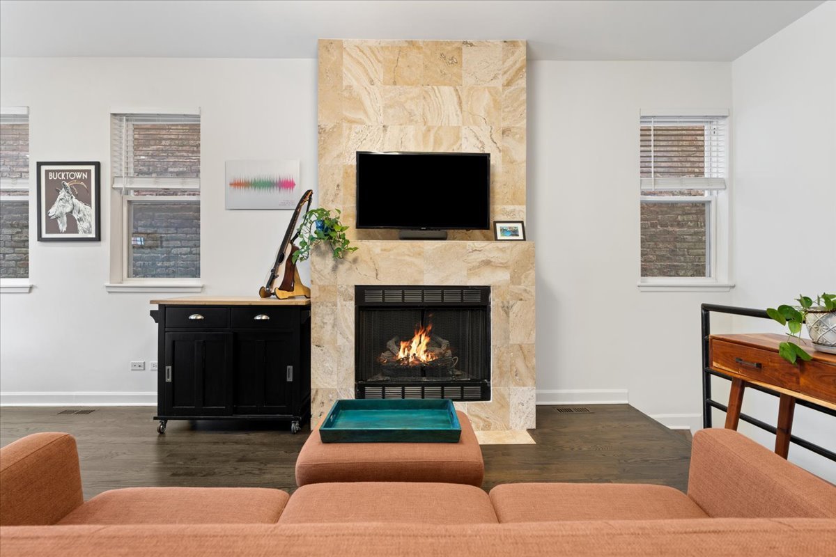 2343 N Leavitt Street 1