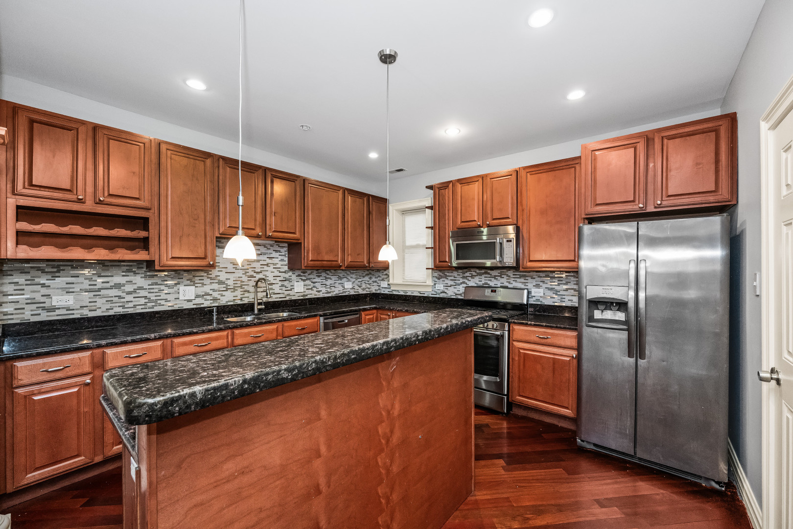 7020 S PAXTON Avenue 1S