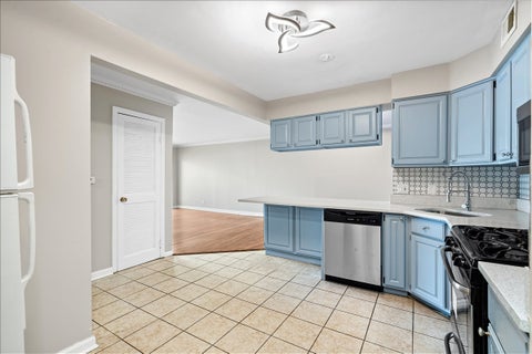 Tiny photo for 5300 Carriageway Drive #207, Rolling Meadows, IL 60008 (MLS # 12697933)