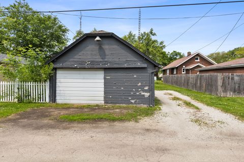 Tiny photo for 956 S Elm Avenue, Kankakee, IL 60901 (MLS # 12393799)