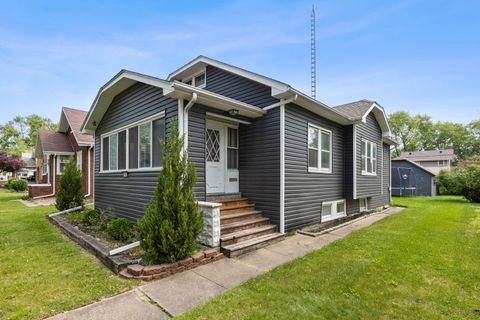 Tiny photo for 956 S Elm Avenue, Kankakee, IL 60901 (MLS # 12393799)
