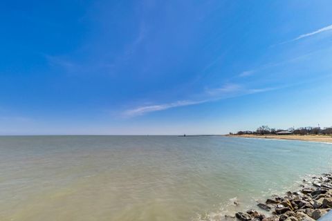 Tiny photo for 5901 N Sheridan Road #6K, Chicago, IL 60660 (MLS # 12546926)