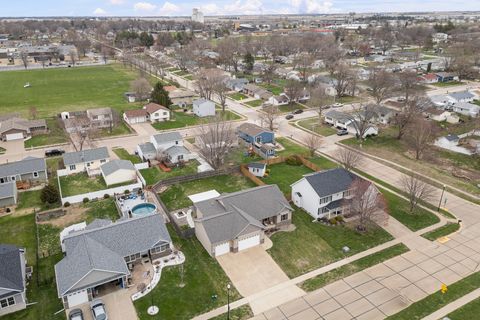 Tiny photo for 510 Pinehurst Drive, Eldridge, IA 52748 (MLS # 12615910)