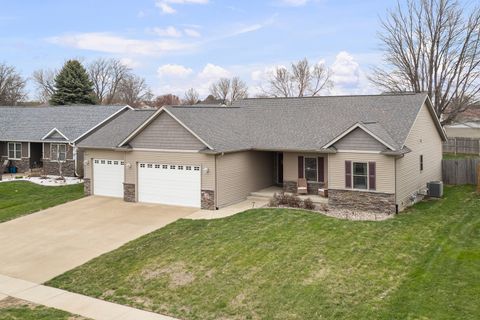 Tiny photo for 510 Pinehurst Drive, Eldridge, IA 52748 (MLS # 12615910)