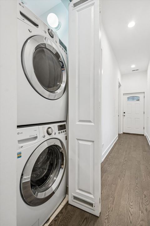 Tiny photo for 1021 N Wood Street #3, Chicago, IL 60622 (MLS # 12607886)