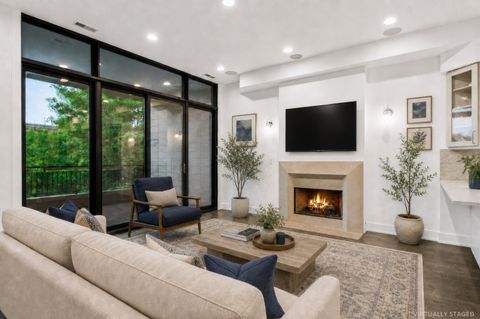 Tiny photo for 1021 N Wood Street #3, Chicago, IL 60622 (MLS # 12607886)