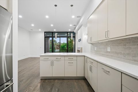 Tiny photo for 1021 N Wood Street #3, Chicago, IL 60622 (MLS # 12607886)