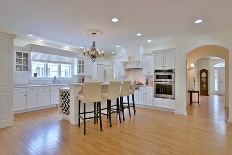 Tiny photo for 187 E Orchard Street, Elmhurst, IL 60126 (MLS # 12461656)