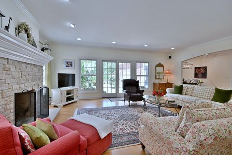 Tiny photo for 187 E Orchard Street, Elmhurst, IL 60126 (MLS # 12461656)