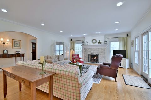Tiny photo for 187 E Orchard Street, Elmhurst, IL 60126 (MLS # 12461656)