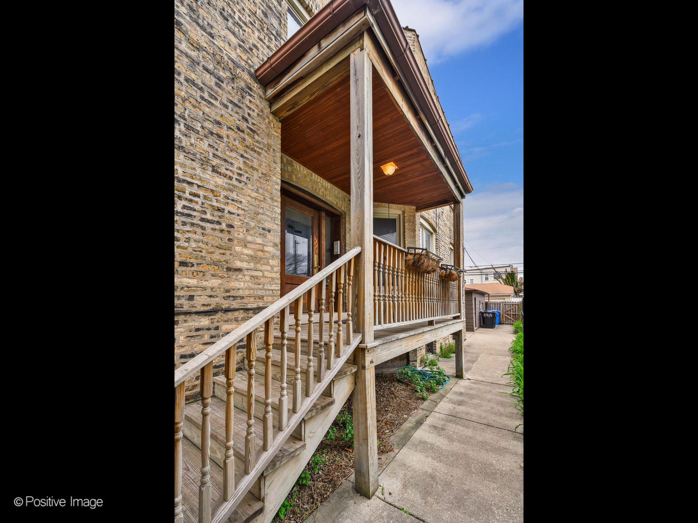2414 N Spaulding Avenue 2R