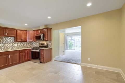 Tiny photo for 714 Sunset Circle, Streamwood, IL 60107 (MLS # 12670498)