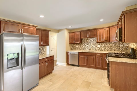 Tiny photo for 714 Sunset Circle, Streamwood, IL 60107 (MLS # 12670498)