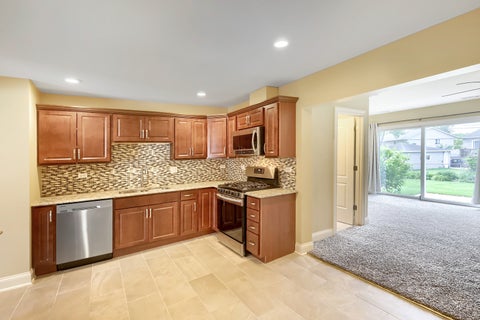 Tiny photo for 714 Sunset Circle, Streamwood, IL 60107 (MLS # 12670498)