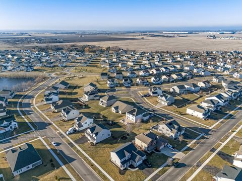 Tiny photo for 16112 S Dana Drive, Plainfield, IL 60586 (MLS # 12543656)