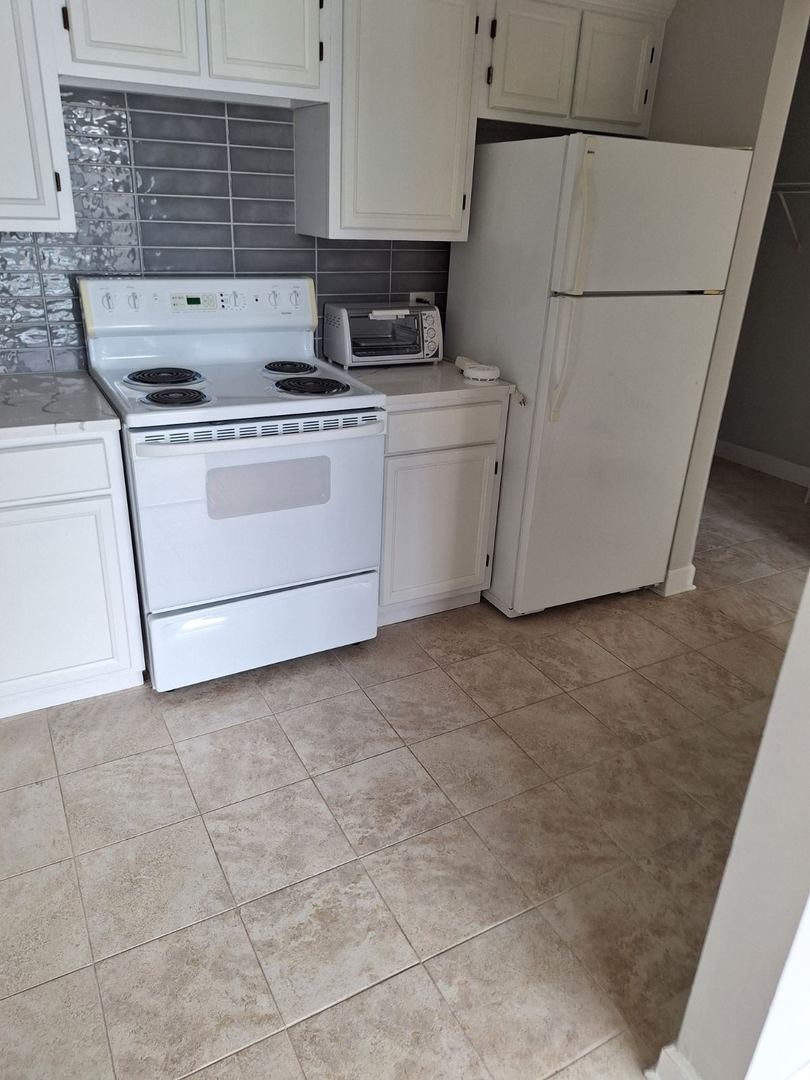 200 N Dearborn Street 4001