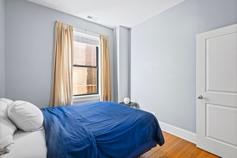 Tiny photo for 667 W Barry Avenue #3N, Chicago, IL 60657 (MLS # 12536711)