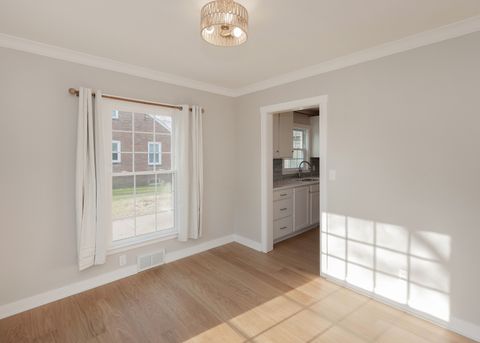 Tiny photo for 1606 Coffelt Avenue, Davenport, IA 52803 (MLS # 12615499)