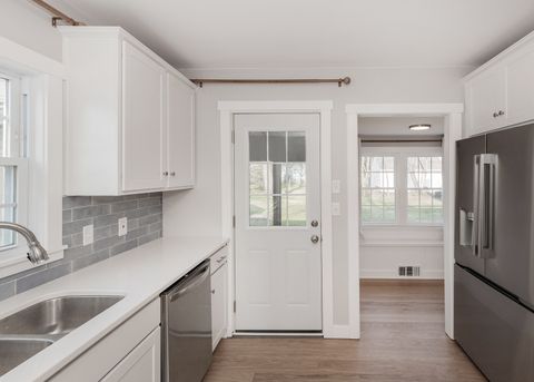 Tiny photo for 1606 Coffelt Avenue, Davenport, IA 52803 (MLS # 12615499)