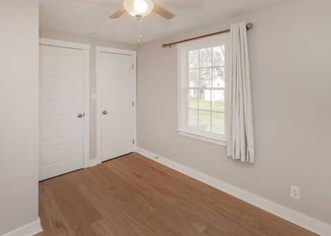 Tiny photo for 1606 Coffelt Avenue, Davenport, IA 52803 (MLS # 12615499)