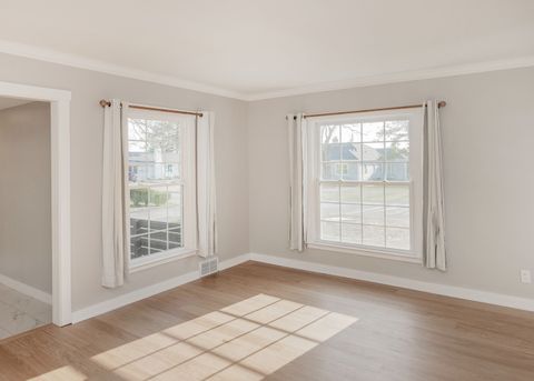 Tiny photo for 1606 Coffelt Avenue, Davenport, IA 52803 (MLS # 12615499)