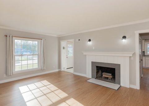 Tiny photo for 1606 Coffelt Avenue, Davenport, IA 52803 (MLS # 12615499)