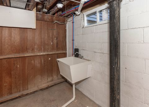 Tiny photo for 1606 Coffelt Avenue, Davenport, IA 52803 (MLS # 12615499)