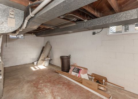 Tiny photo for 1606 Coffelt Avenue, Davenport, IA 52803 (MLS # 12615499)