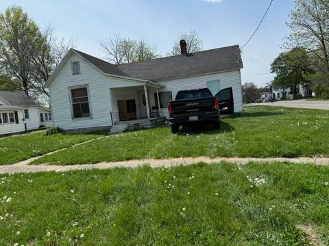 Photo of 801 S Franklin Street, Robinson, IL 62454 (MLS # 12511822)