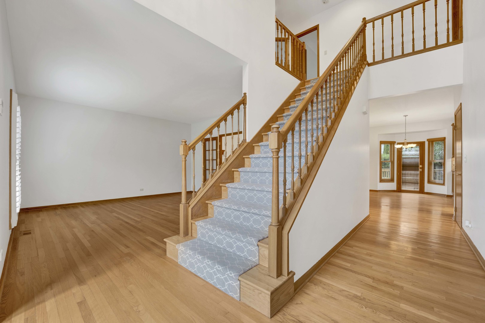 640 Downey Street