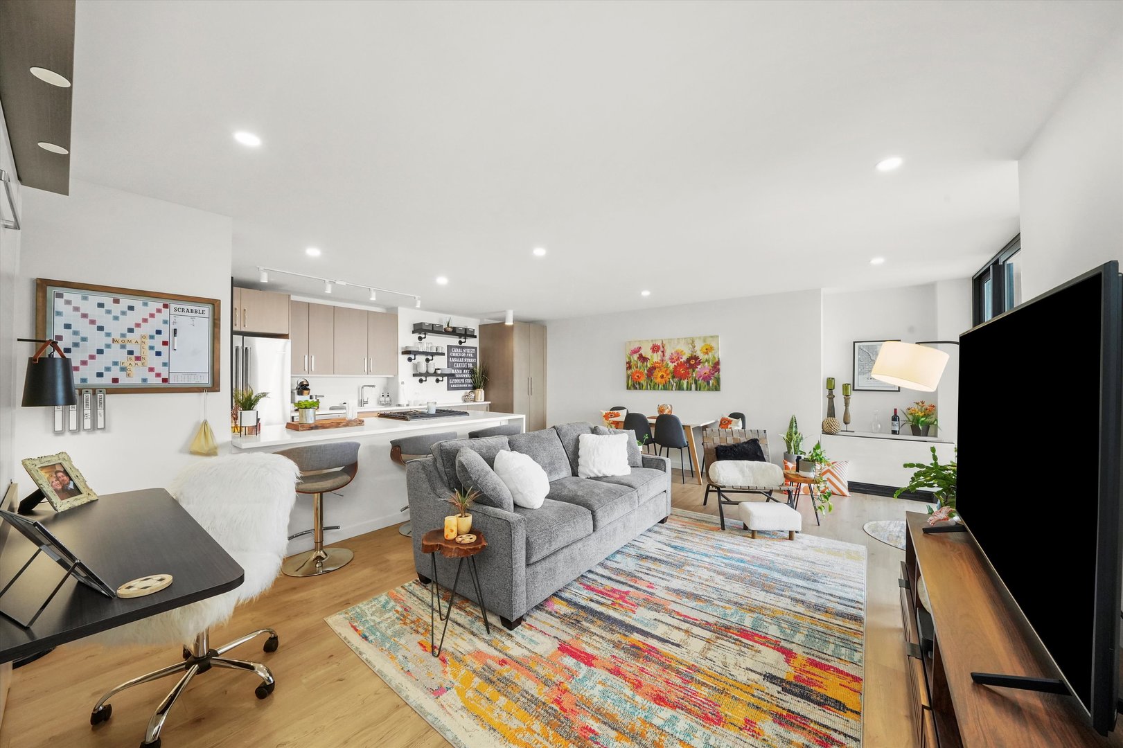 3430 N Lake Shore Drive 12J