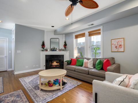 Tiny photo for 4022 N Monticello Avenue #3N, Chicago, IL 60618 (MLS # 12520082)