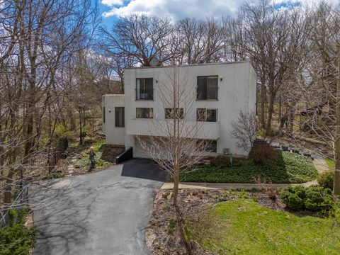 Photo of 324 Gina Drive, New Lenox, IL 60451 (MLS # 12568490)