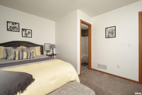 Tiny photo for 1729 Jenna Drive, Davenport, IA 52804 (MLS # QC4267759)