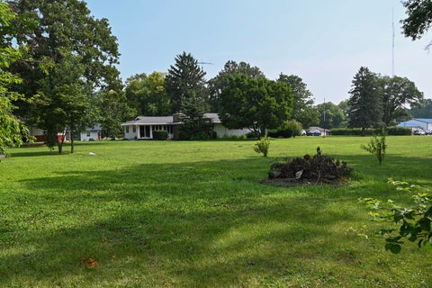 Tiny photo for 621 S Oakwood Street, Oakwood, IL 61858 (MLS # 12714938)
