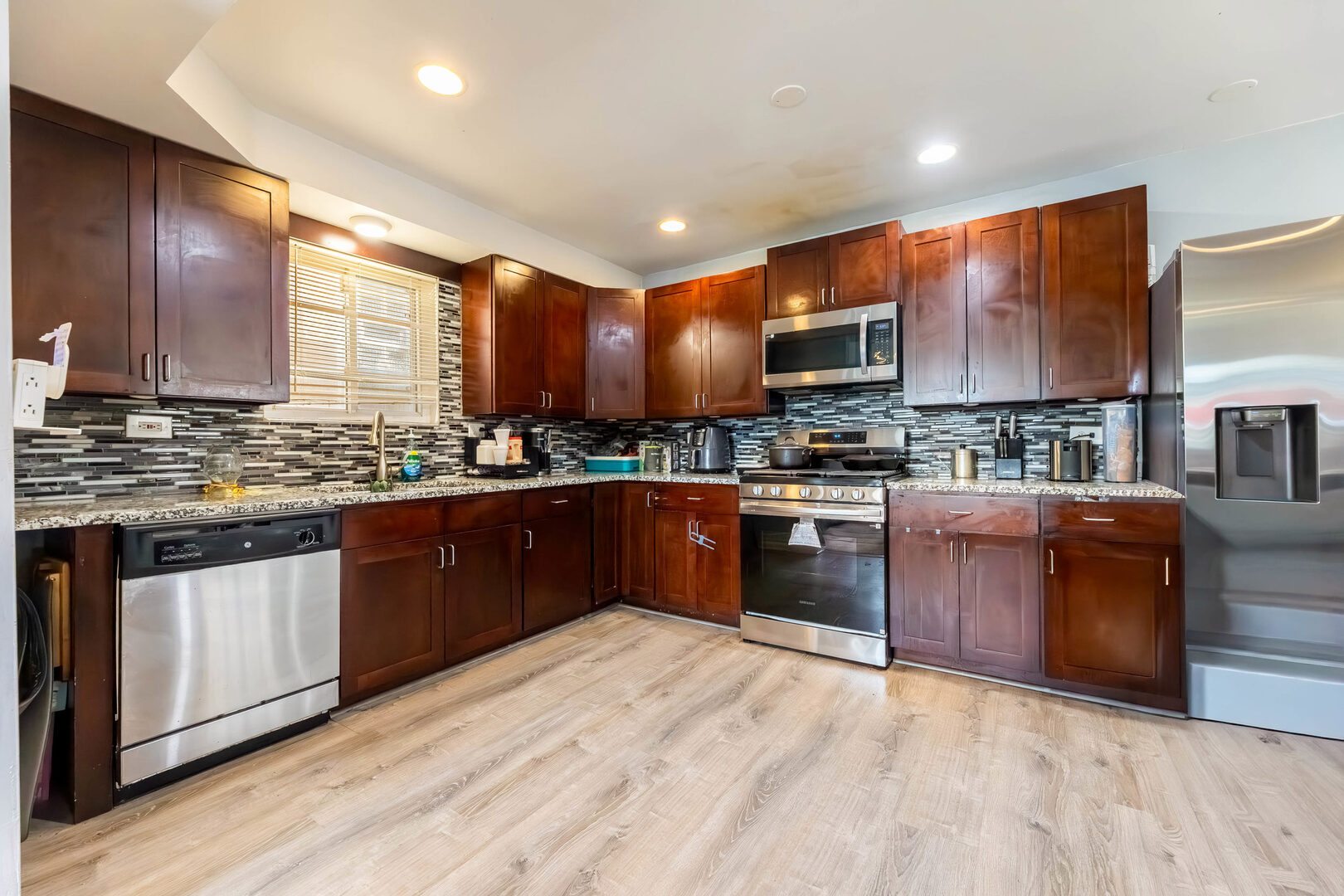 531 E 87th Street