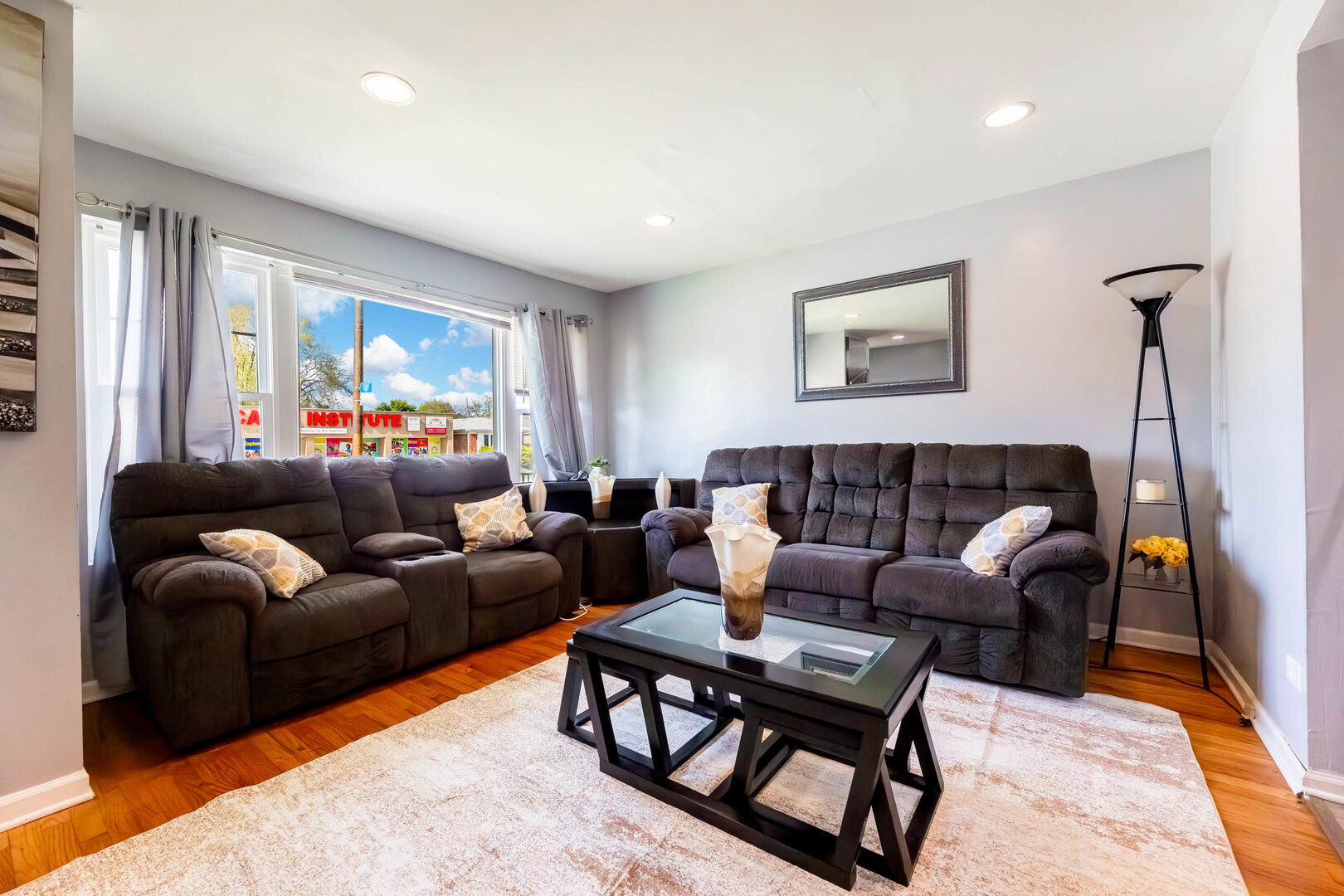 531 E 87th Street