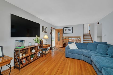 Tiny photo for 13808 Sandra Lane, Crestwood, IL 60418 (MLS # 12621284)