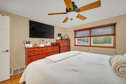 Tiny photo for 13808 Sandra Lane, Crestwood, IL 60418 (MLS # 12621284)