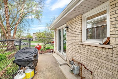 Tiny photo for 13808 Sandra Lane, Crestwood, IL 60418 (MLS # 12621284)