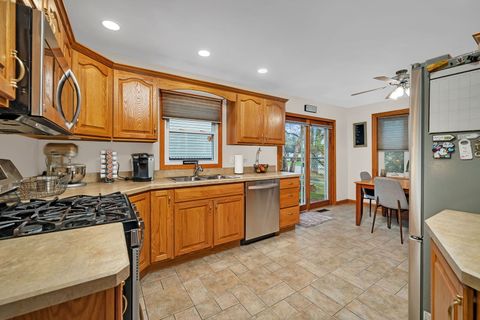 Tiny photo for 13808 Sandra Lane, Crestwood, IL 60418 (MLS # 12621284)